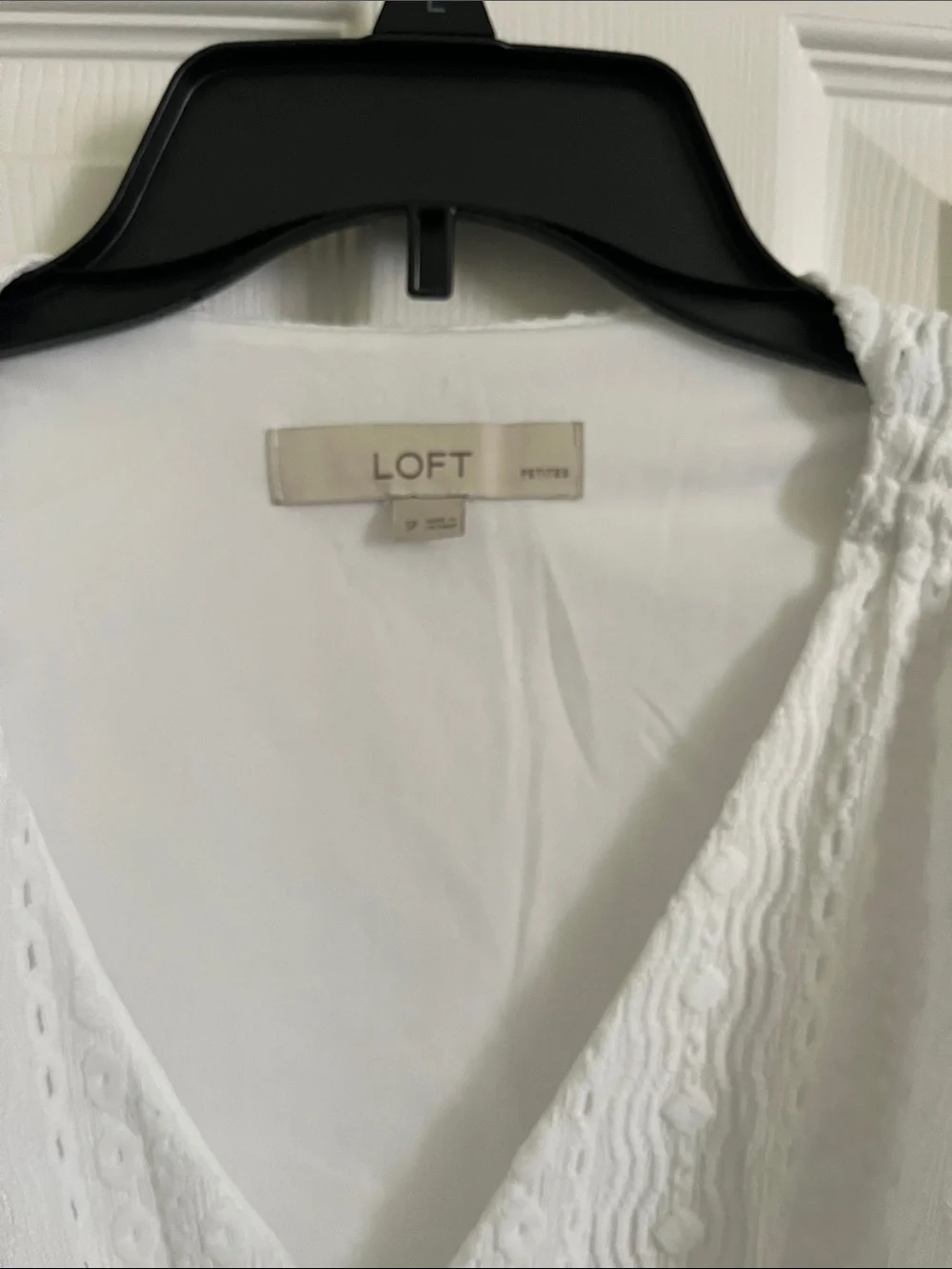 LOFT White Eyelet V-Neck Puff Sleeve Peplum Top